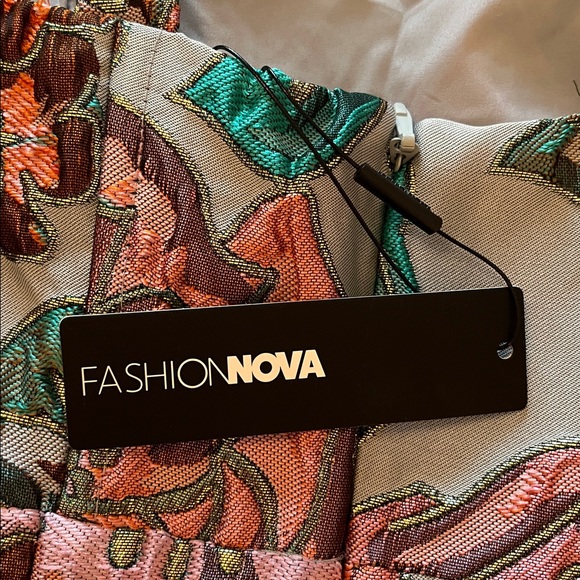 NWT Fashion Nova Poesy Saga Mini Dress - Picture 9 of 12